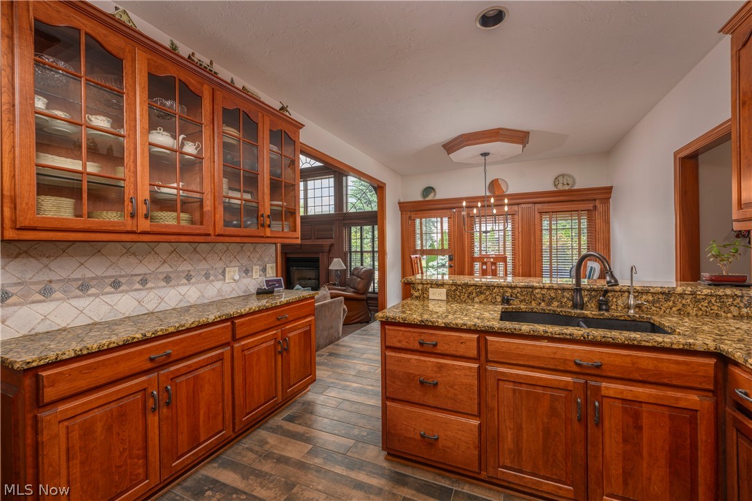 827 Mesa Verde Drive Barberton OH 44203