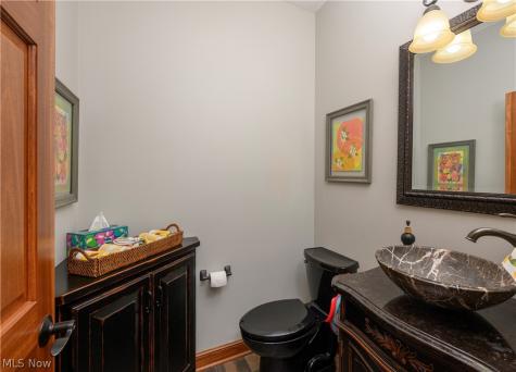 827 Mesa Verde Drive Barberton OH 44203