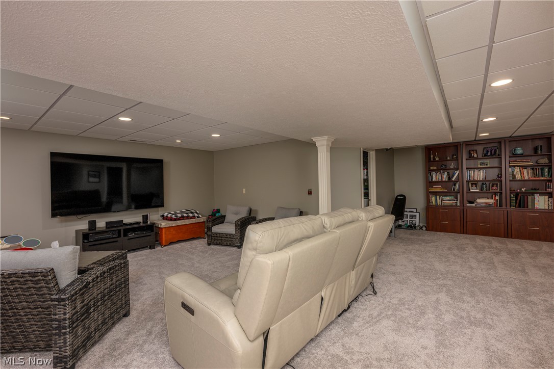 827 Mesa Verde Drive Barberton OH 44203