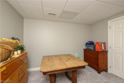 827 Mesa Verde Drive Barberton OH 44203