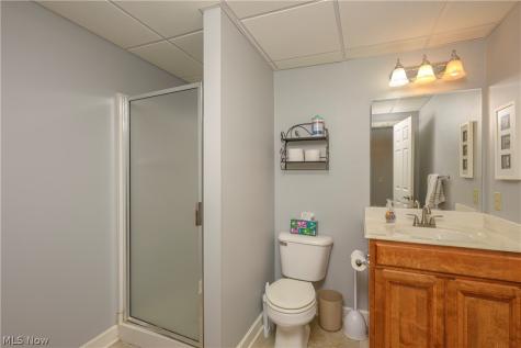 827 Mesa Verde Drive Barberton OH 44203