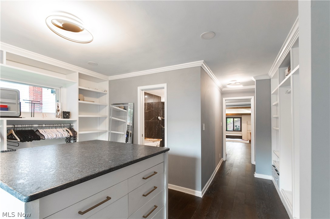 26314 N Woodland Road Beachwood OH 44122