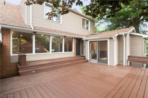 26314 N Woodland Road Beachwood OH 44122