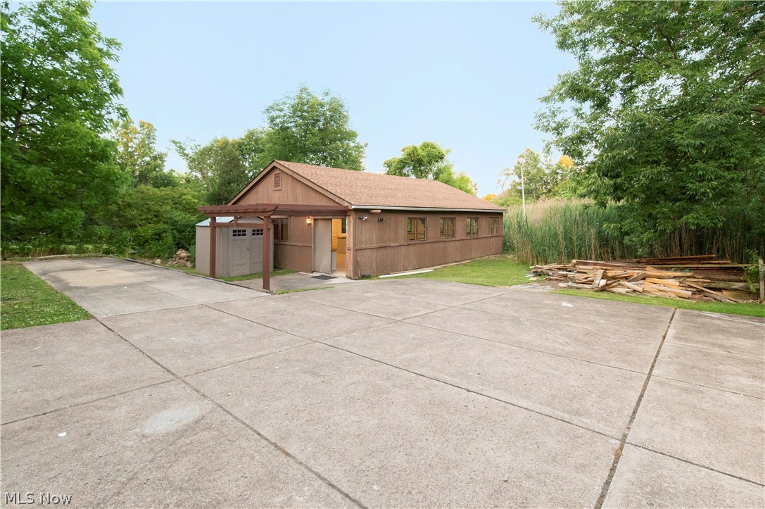 26314 N Woodland Road Beachwood OH 44122