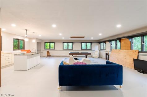 26314 N Woodland Road Beachwood OH 44122