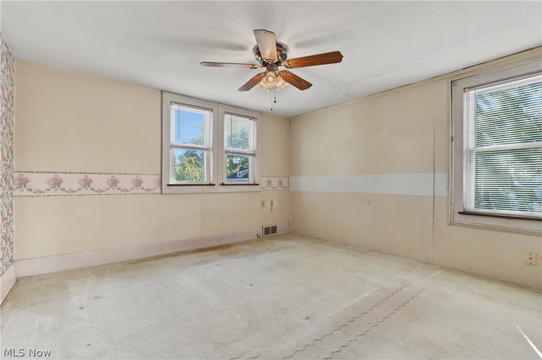 32 Hawk Avenue Akron OH 44312