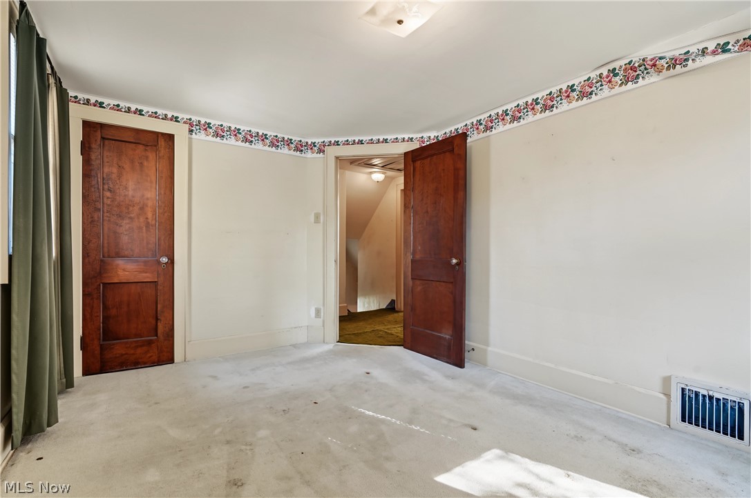 32 Hawk Avenue Akron OH 44312
