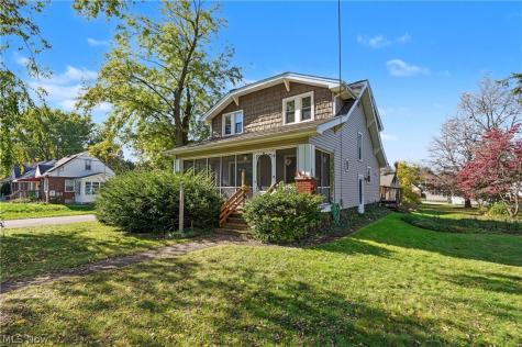 32 Hawk Avenue Akron OH 44312