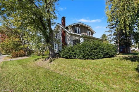32 Hawk Avenue Akron OH 44312