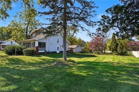 32 Hawk Avenue Akron OH 44312
