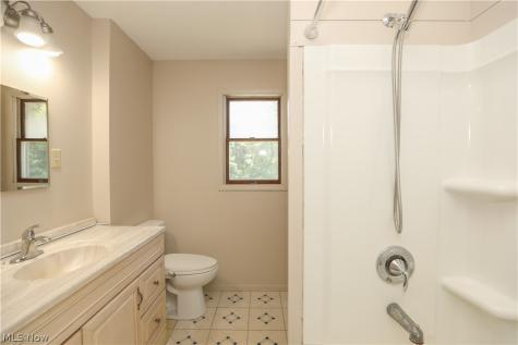 1164 Hartville Road Atwater OH 44201