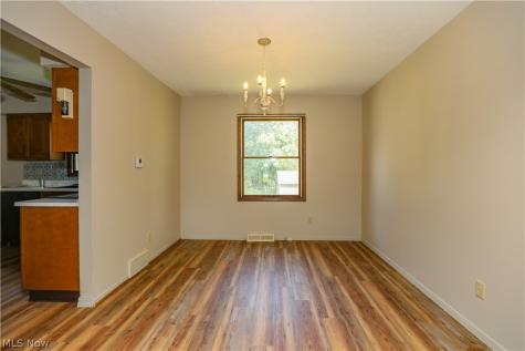 1164 Hartville Road Atwater OH 44201
