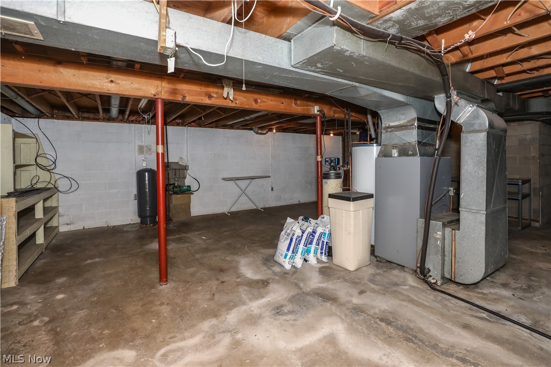 1164 Hartville Road Atwater OH 44201
