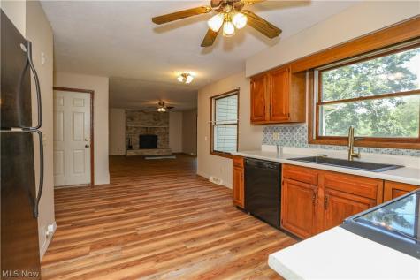 1164 Hartville Road Atwater OH 44201