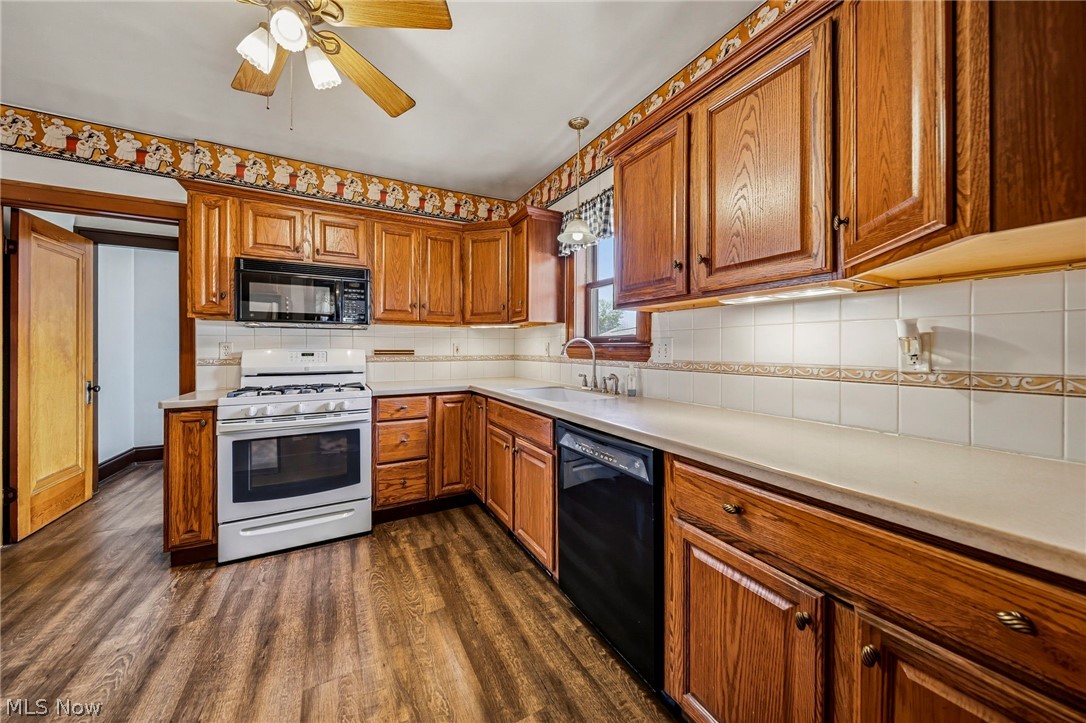19571 Monterey Avenue Euclid OH 44119