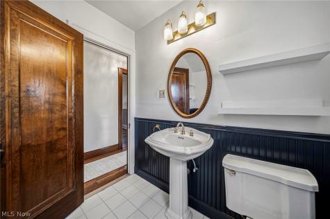 19571 Monterey Avenue Euclid OH 44119