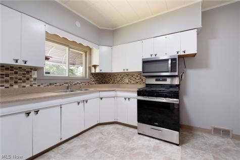 51 Indianola Road Youngstown OH 44512