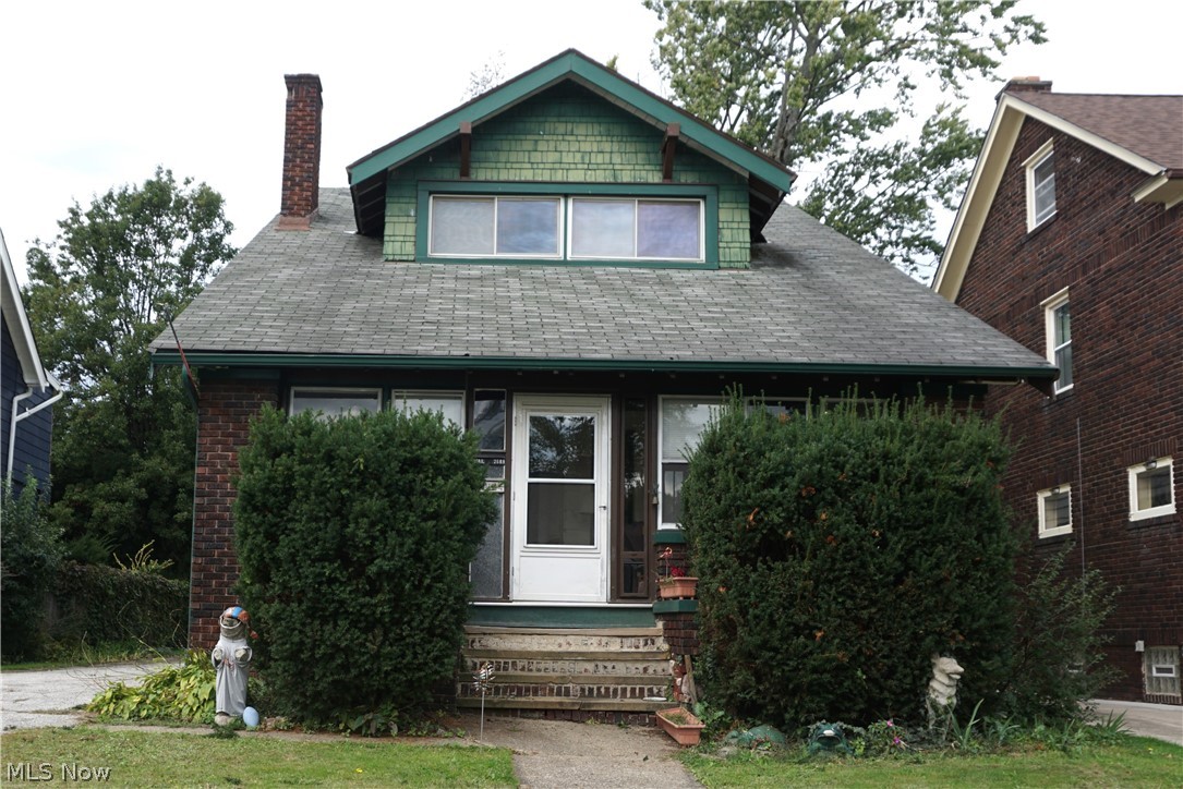 268 E 151 Street Cleveland OH 44110