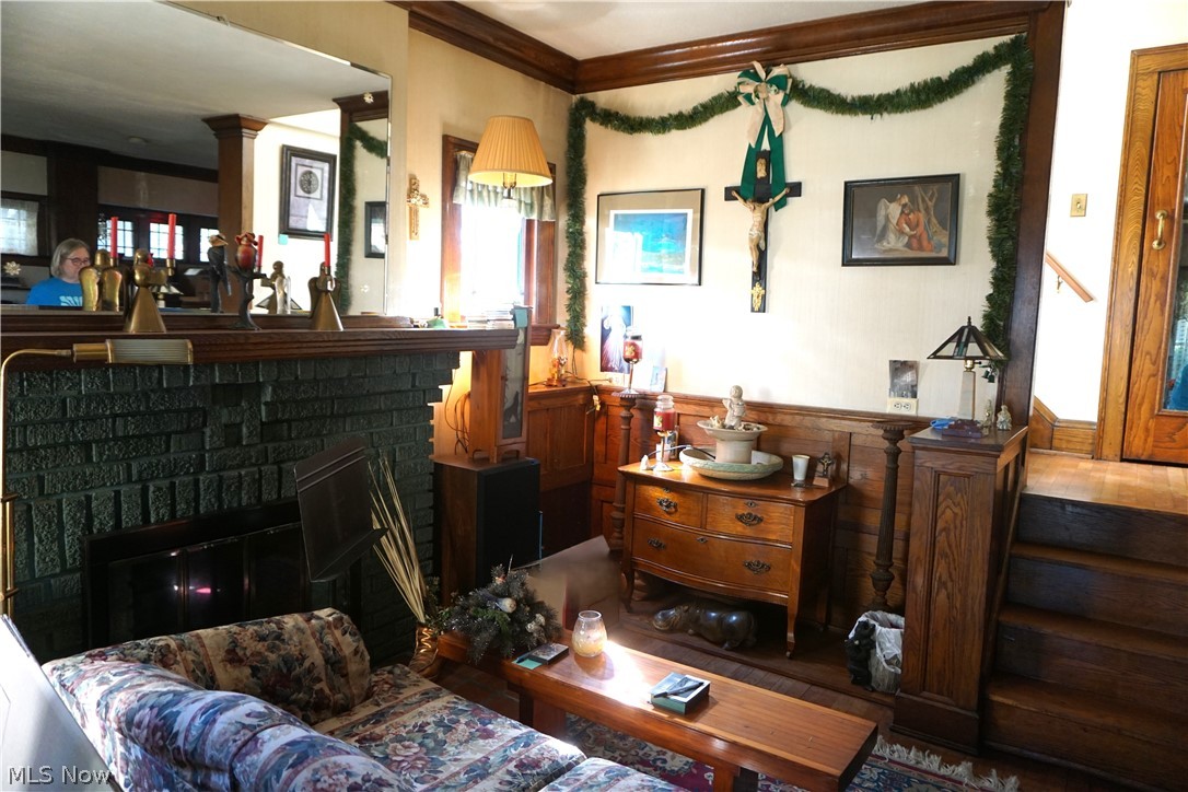 268 E 151 Street Cleveland OH 44110