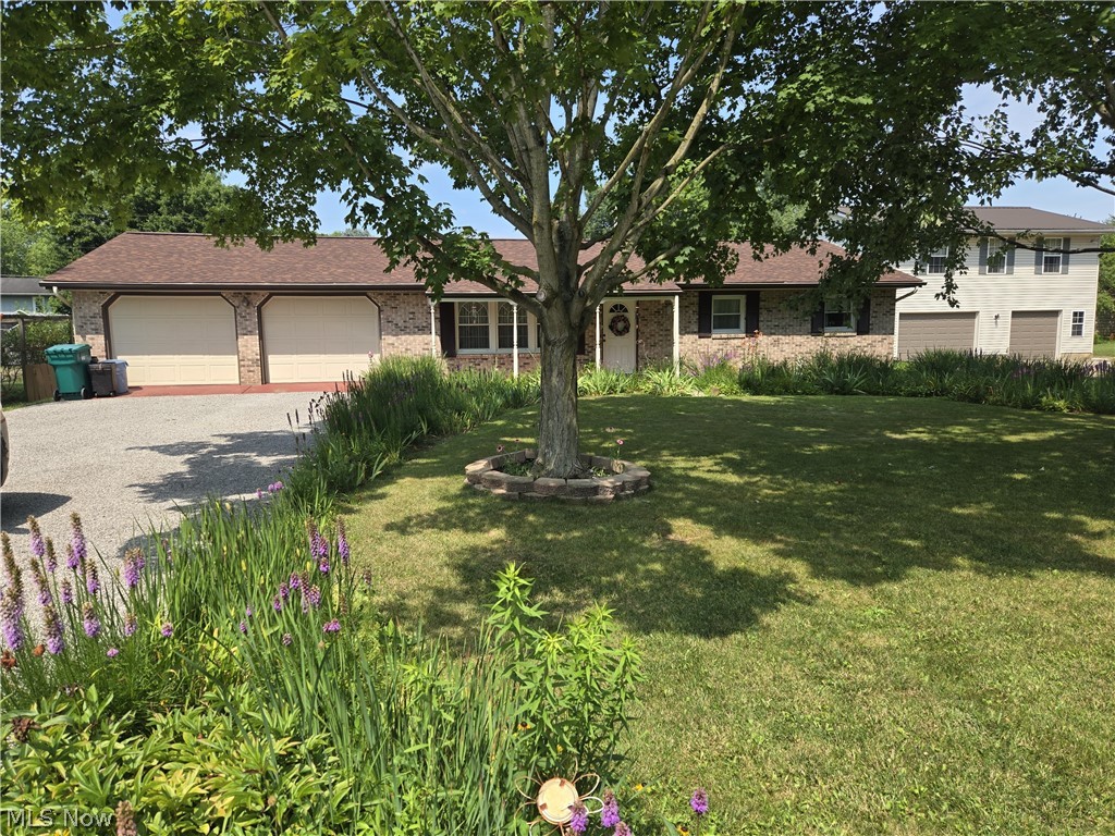 6065 Rollins Drive Nashport OH 43830