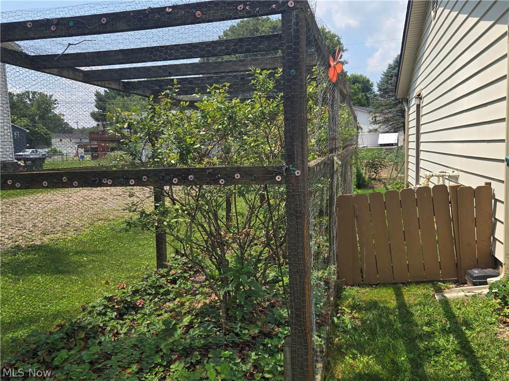 6065 Rollins Drive Nashport OH 43830