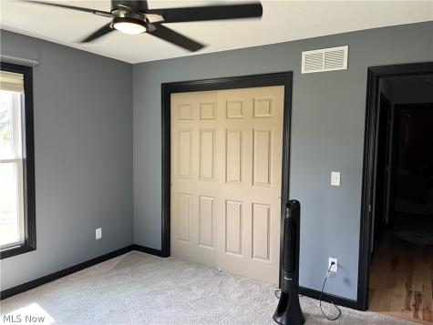 9175 Wohlgamuth Road West Salem OH 44287