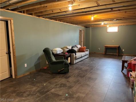 9175 Wohlgamuth Road West Salem OH 44287