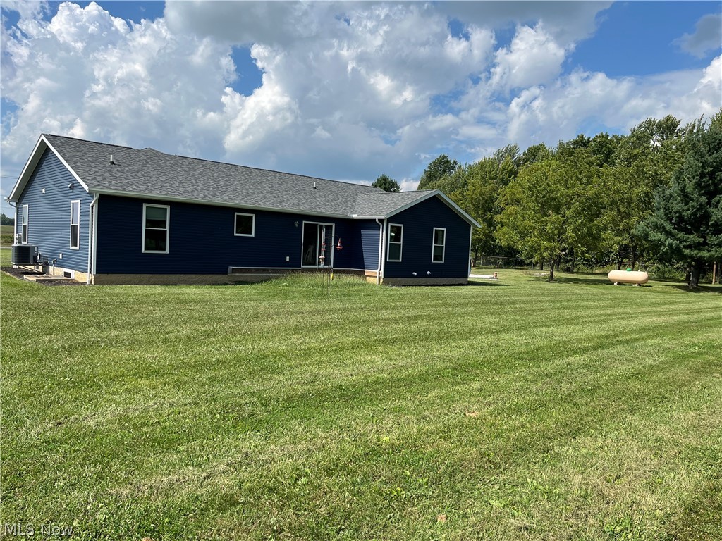 9175 Wohlgamuth Road West Salem OH 44287