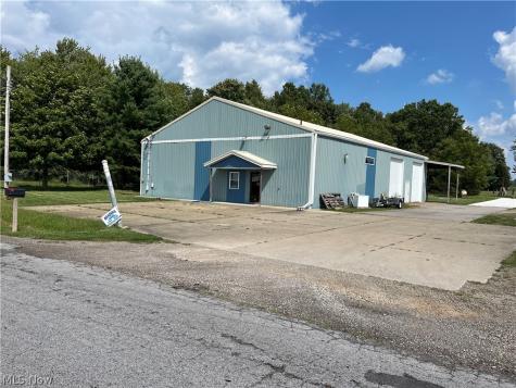 9175 Wohlgamuth Road West Salem OH 44287