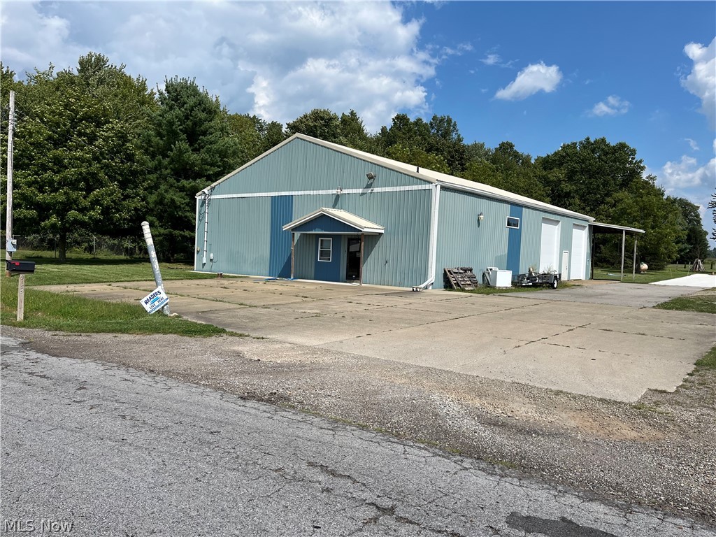 9175 Wohlgamuth Road West Salem OH 44287