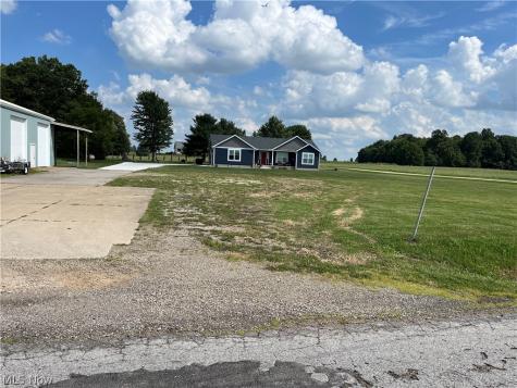 9175 Wohlgamuth Road West Salem OH 44287