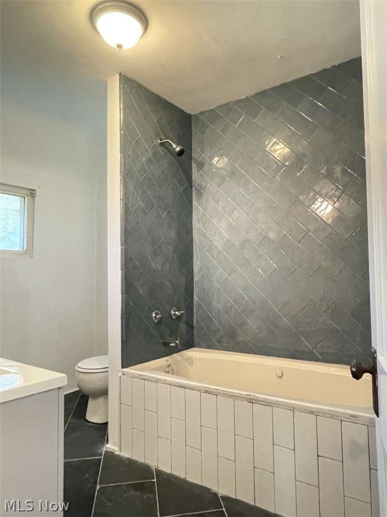 1026 E 148th Street Cleveland OH 44110