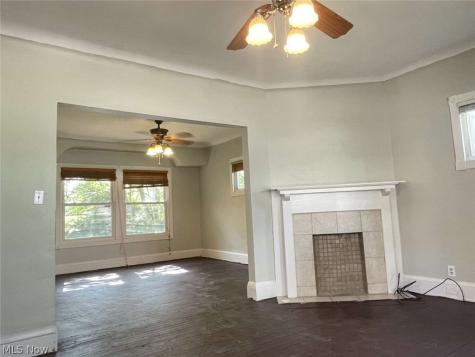 1026 E 148th Street Cleveland OH 44110