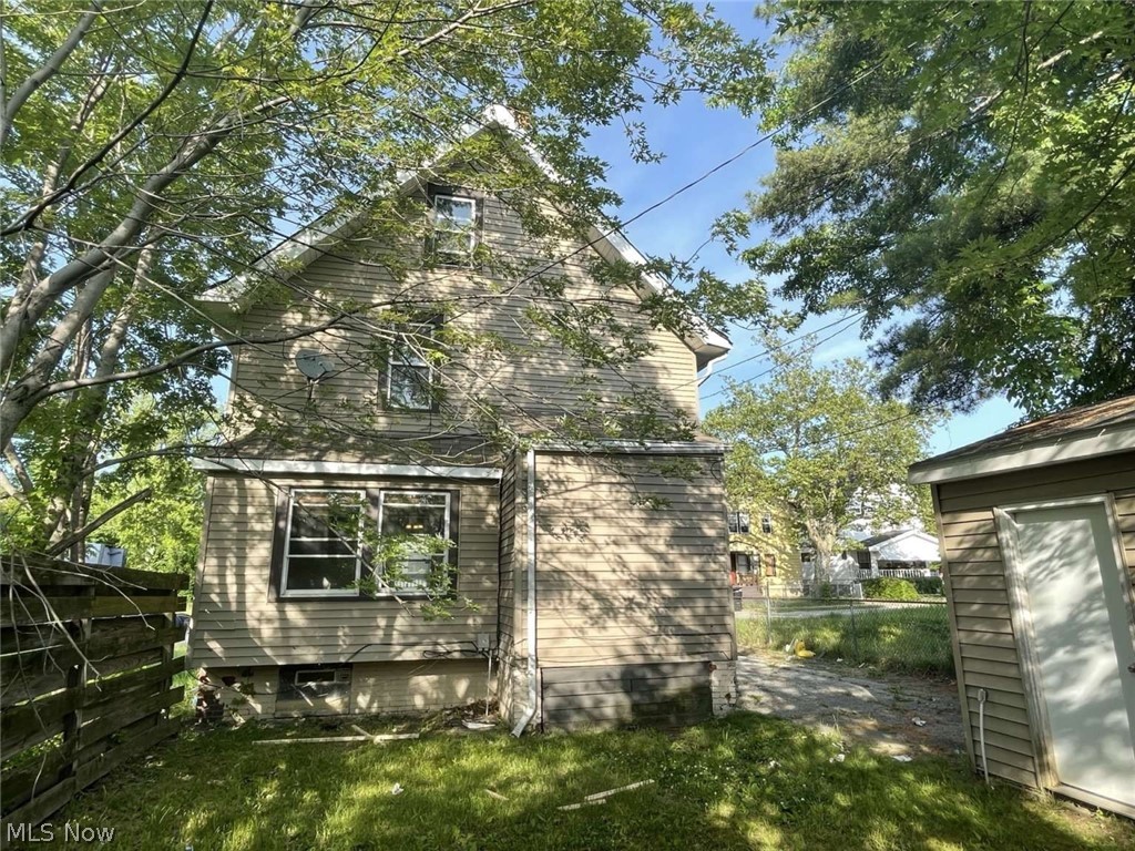 1026 E 148th Street Cleveland OH 44110