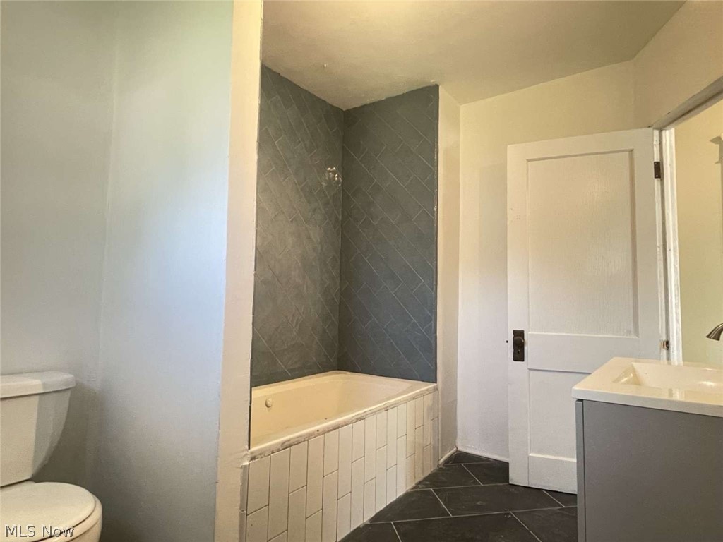 1026 E 148th Street Cleveland OH 44110