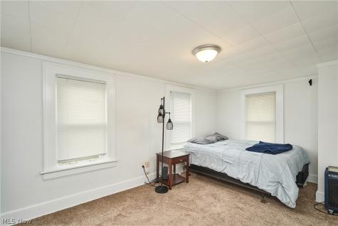 461 Newell Avenue Akron OH 44305