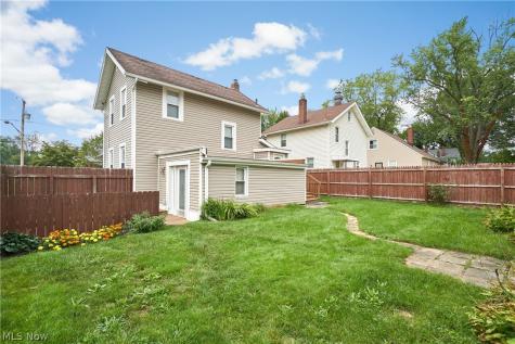 461 Newell Avenue Akron OH 44305