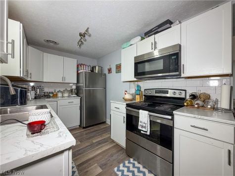 4615 Harrison Avenue NW Canton OH 44709
