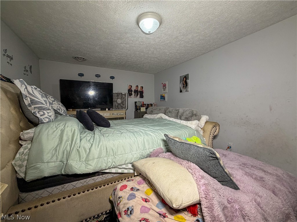 4615 Harrison Avenue NW Canton OH 44709