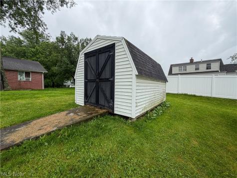 4615 Harrison Avenue NW Canton OH 44709