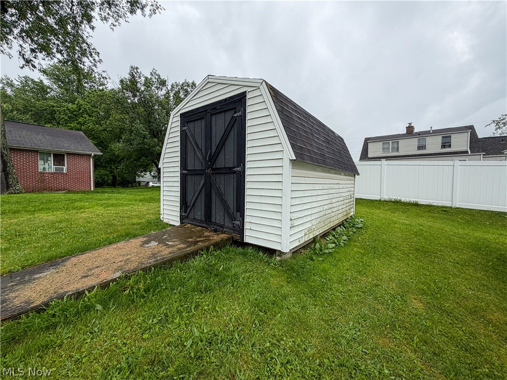 4615 Harrison Avenue NW Canton OH 44709