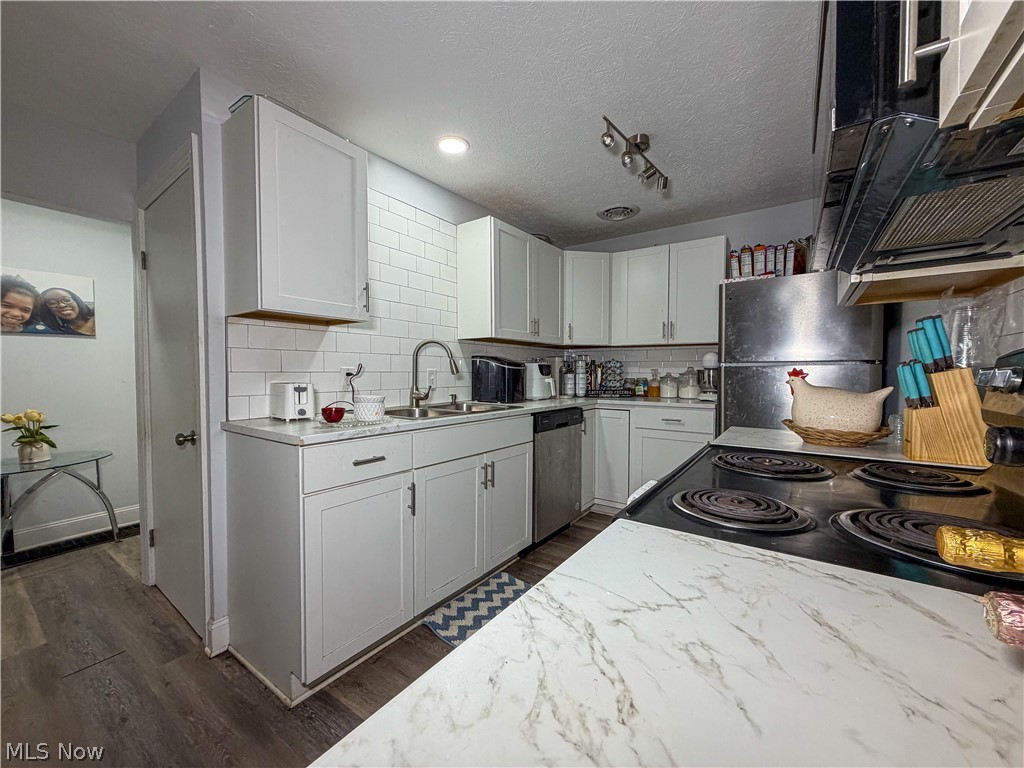 4615 Harrison Avenue NW Canton OH 44709