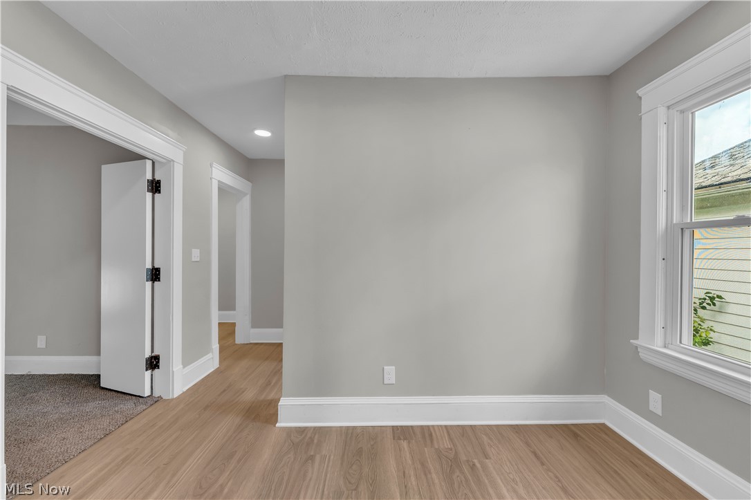 4411 Gamma Avenue Newburgh Heights OH 44105