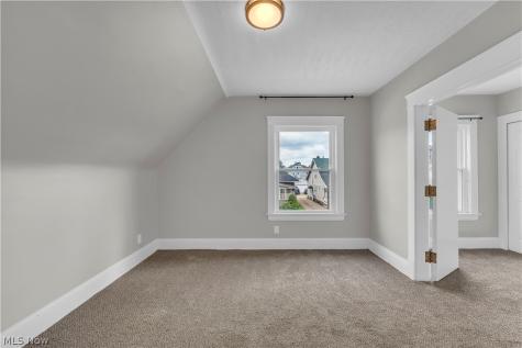4411 Gamma Avenue Newburgh Heights OH 44105