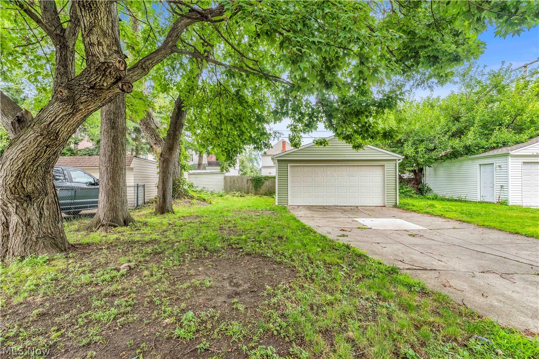4411 Gamma Avenue Newburgh Heights OH 44105