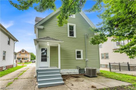 4411 Gamma Avenue Newburgh Heights OH 44105