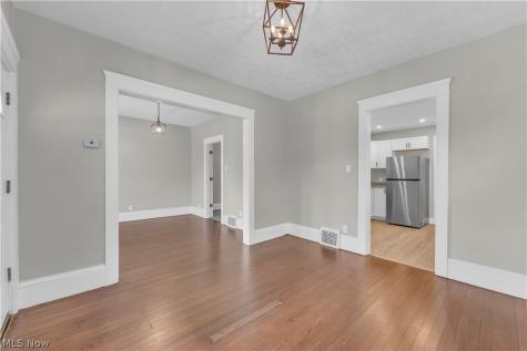 4411 Gamma Avenue Newburgh Heights OH 44105