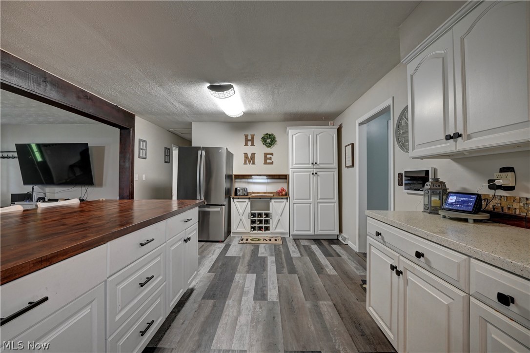 13155 State Route 226 Big Prairie OH 44611