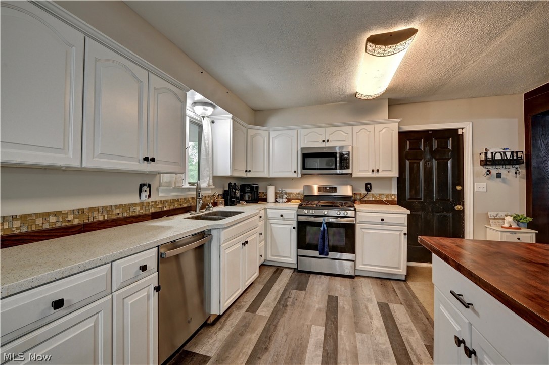 13155 State Route 226 Big Prairie OH 44611