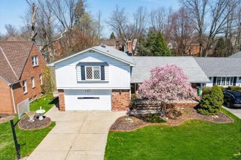 131 E 194th Street Euclid OH 44119